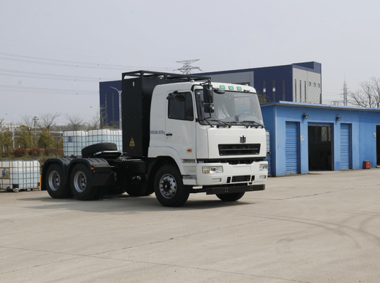 Geely Remote M5 Traktor Listrik Murni 6x4 Pengisian dan Pertukaran Versi Terintegrasi 282 kWh