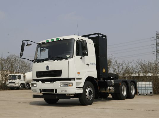 Geely Remote M5 Traktor Listrik Murni 6x4 Pengisian dan Pertukaran Versi Terintegrasi 282 kWh