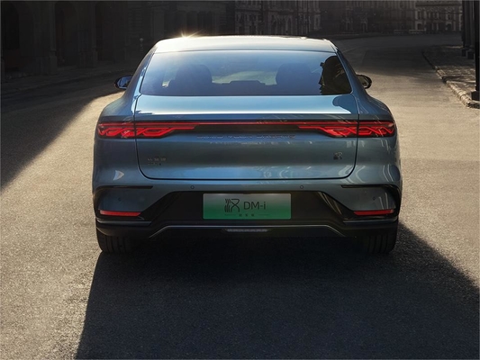 BYD Super Hybrid DMI Kendaraan bahan bakar alternatif Han Super Jangka panjang 1260KM