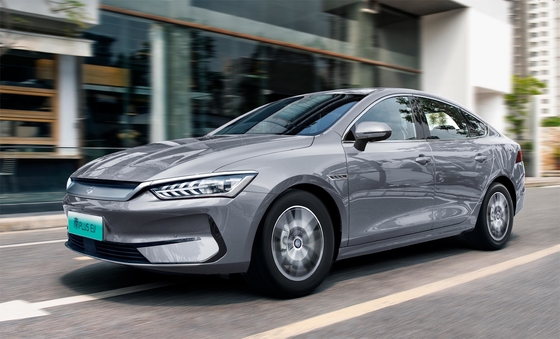 Sedan keluarga listrik murni BYD yang paling laris, Qin plus EV, memiliki jangkauan 500KM