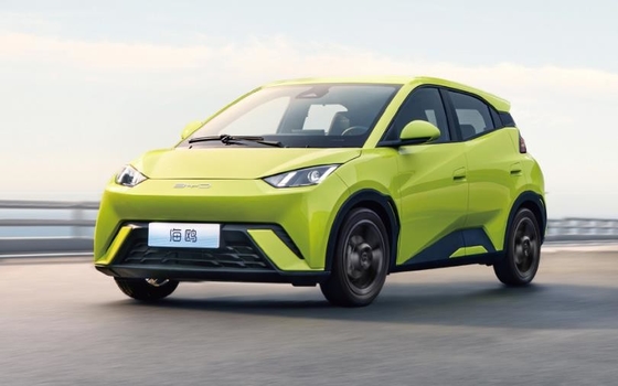 Mobil keluarga BYD Pure Electric 305KM Compact
